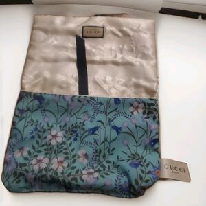Gucci Beauty Blue Floral Drawstring Pouch Bloom Alchemist's Garden Make Up Bag